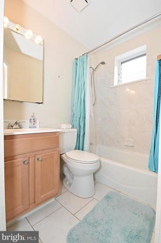 3356 Livingston St, Philadelphia PA 19134-5319 exterior