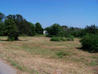 624 Oakwood Ave, Chandler, OK
