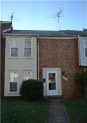 311 Roanoke Dr, Leesburg VA  20175-4006 exterior