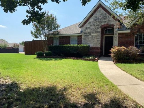 1708 Warm Springs Dr, Allen TX  75002-1885 exterior
