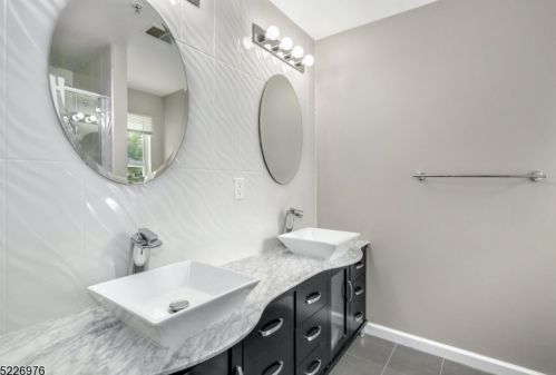 105 Boulder Ridge Dr, Dover NJ  07869-1644 exterior