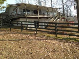 1125 Forest Rd, Benton, KY 42025-5928
