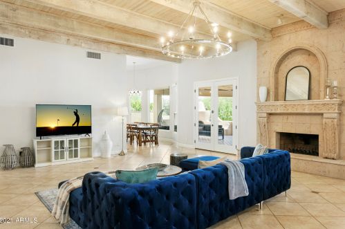 10461 Windrose Dr, Scottsdale AZ  85259-2423 exterior