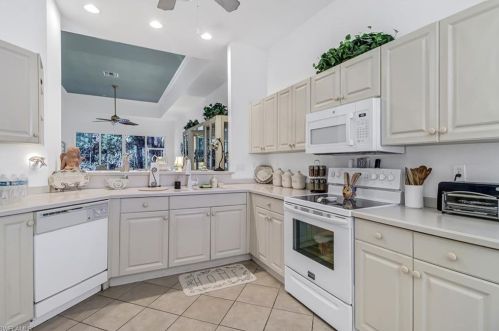 8206 Sanctuary Dr, Naples, FL 34104-5863