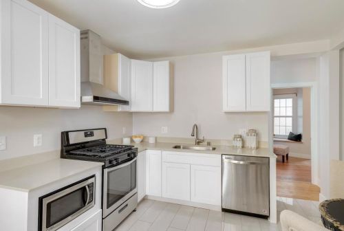 2549 Aldrich Ave, Minneapolis MN 55405-2925 exterior