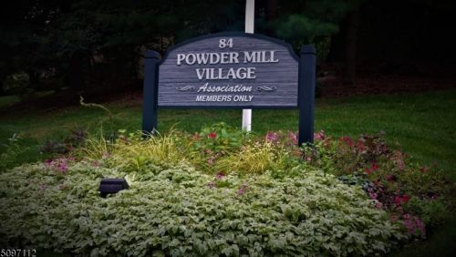 114 Patriots Rd, Greystone Park, NJ 07950-1131