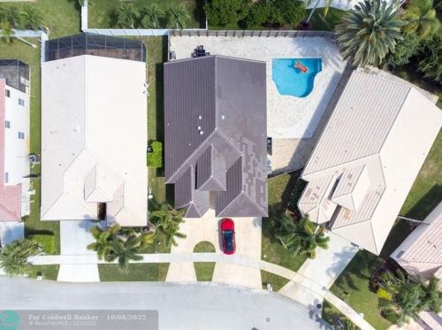 1903 180 Ter, Hollywood FL 33029-5173 exterior