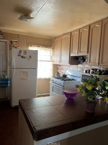 1237 F St, San Bernardino CA  92405-4765 exterior