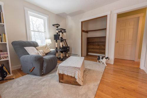 132 Old Mill Pond Rd, Henniker NH  03242-3152 exterior