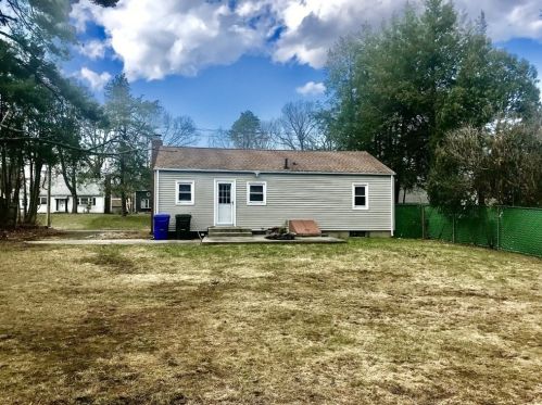 125 Sunrise Ter, Springfield, MA 01119-2515