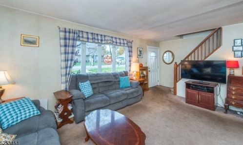 169 Donato Dr, Little Falls NJ  07424-1347 exterior