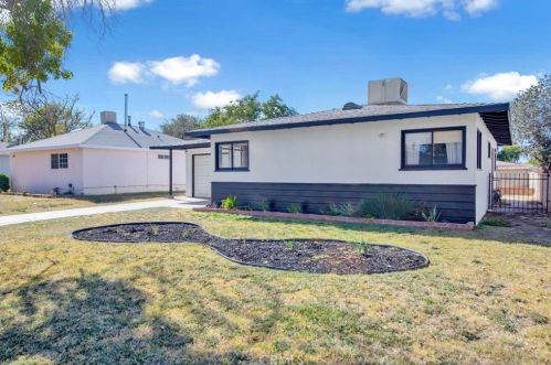 44035 Cedar Ave, Lancaster CA  93534-4422 exterior