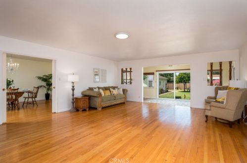 8219 California Ave, Whittier CA 90605-1519 exterior