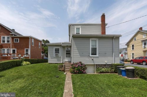 101 Rosanna St, Hummelstown PA  17036-1519 exterior