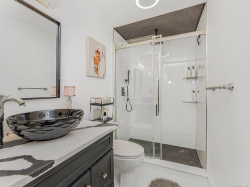 595 Mt Hope Rd, Middletown NY  10940-7130 exterior