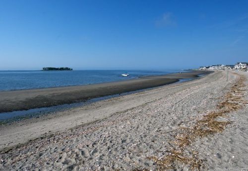 305 Mariners Walk, Milford, CT 06460-6370
