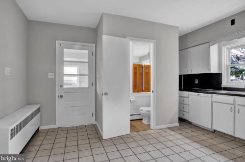 316 Kendale Rd, Red Lion PA  17356-9633 exterior