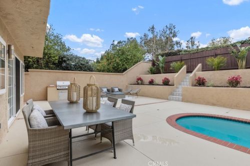 9858 Via Caceres, San Diego CA  92129-2717 exterior