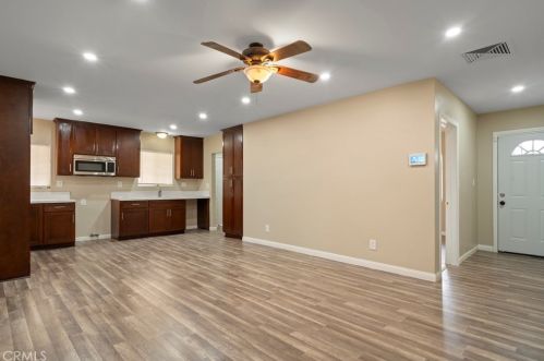 691 Date Ave, Rialto CA  92376-7006 exterior