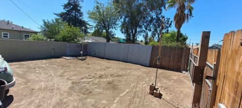 943 Olive St, Colton CA  92324-2560 exterior