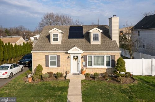 132 Robbins Ave, Trenton, NJ 08638-3718