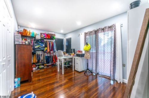 1570 Franklin St, Clark NJ  07066-2517 exterior