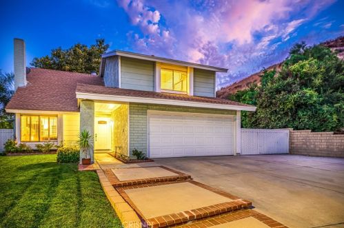 21654 Turmeric Ct, Santa Clarita, CA 91350-1664