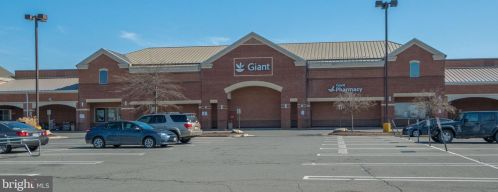 533 Legrace Ter, Leesburg VA  20176-1835 exterior