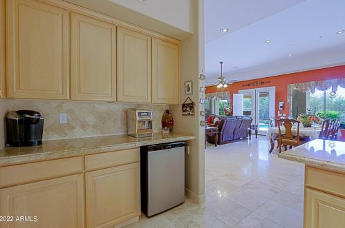 6860 Amber Sun Dr, Scottsdale AZ 85266-7034 exterior