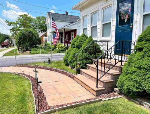 172 Davis St, Beaver Dam WI  53916-2943 exterior