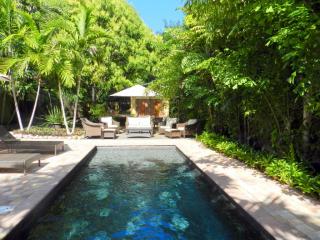 240 Key Honey Ln, Plantation Key FL  33070-2093 exterior