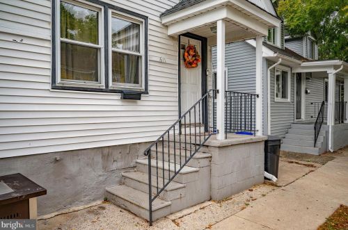 611 Green St, West Deptford, NJ 08096-1644