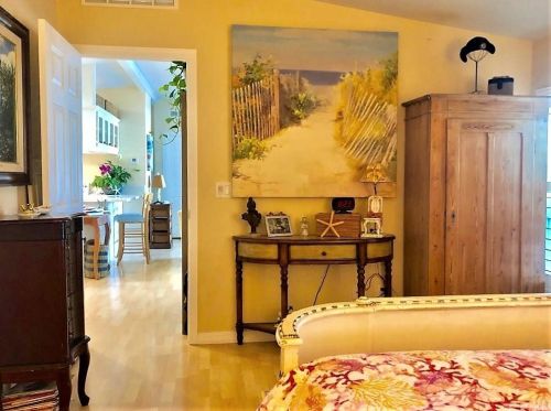 137 Liberty, Newport Beach CA  92660-6143 exterior