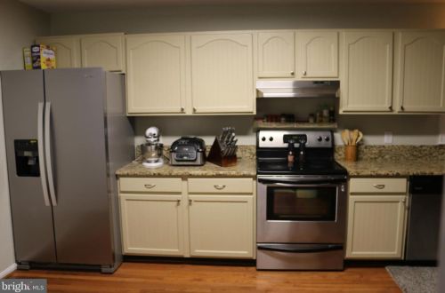 10016 Francis Folsom Dr, Owens, VA 22485-7057