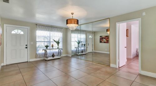 808 Aspenwood Cir, Kissimmee FL  34743-8823 exterior