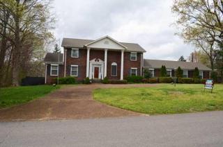 103 Forrest Hills Cir, Dickson TN  37055-1517 exterior