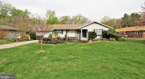 367 Rustic Ln, Dover, DE 19901-8746