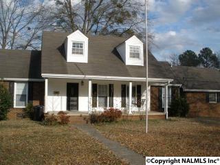 308 8th St, Gadsden, AL 35903-1614
