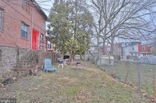 211 Basin St, Norristown PA 19401-4060 exterior