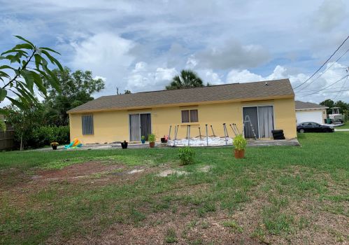 2210 Heathwood Cir, Fort Pierce, FL 34952-6926