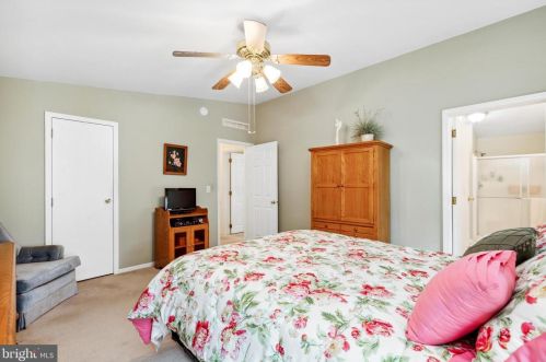 1070 Scenic View Dr, Collegeville PA  19473-2077 exterior