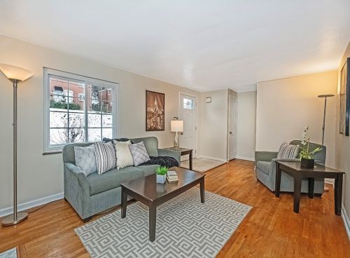 1155 Woodbine St, Pittsburgh, PA 15201-1631