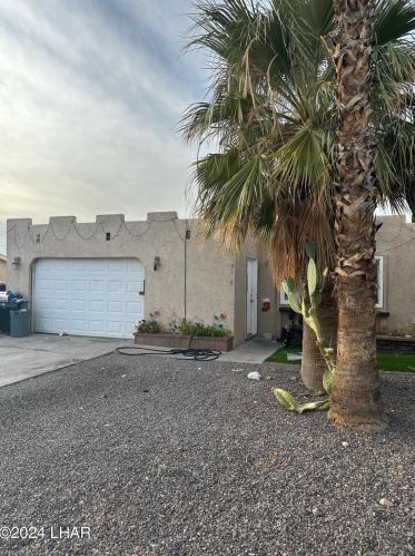 3195 Arapaho Dr, Lake Havasu City, AZ 86406-5713