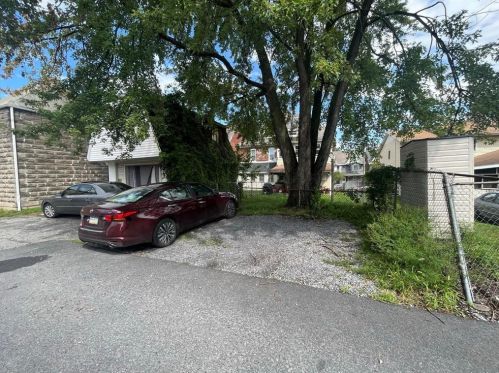 1320 Washington St, Easton PA  18042-4731 exterior