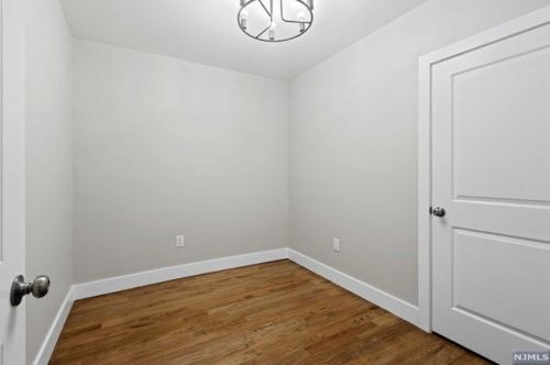 410 26th St, Union City NJ  07087-4511 exterior