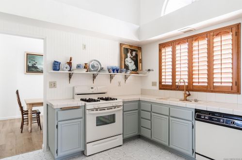 33693 View Crest Dr, Wildomar CA  92595-8340 exterior