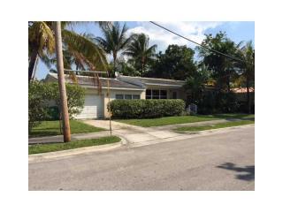 7291 8th Ave, Miami, FL 33138-5258