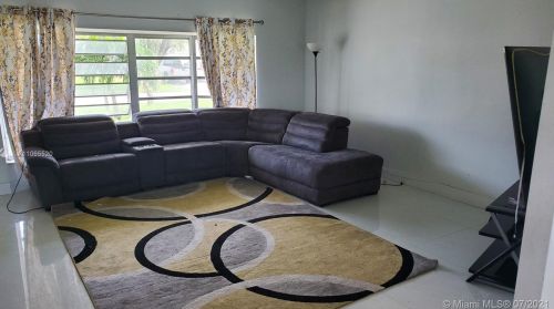 8640 17th Ct, Hollywood, FL 33024-3326