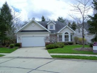 2865 Wyndgate Ct, Cleveland, OH 44145-2980