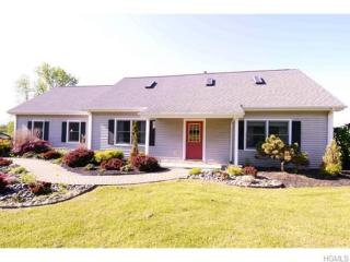 4 Wildrick Rd, Wallkill, NY 12589-3531